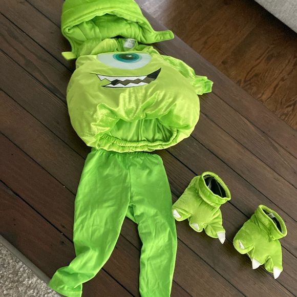 Disney Monsters Inc. Mike Wazowski Costume size- 6-12 months - Picture 1 of 7